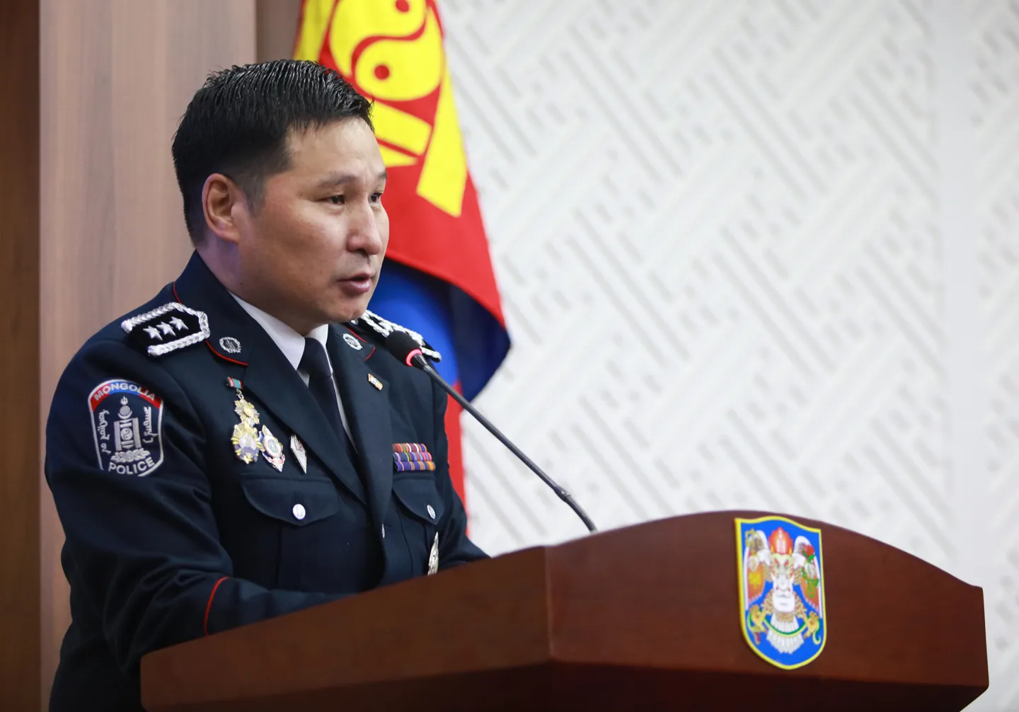 Нүүрсэн яндан