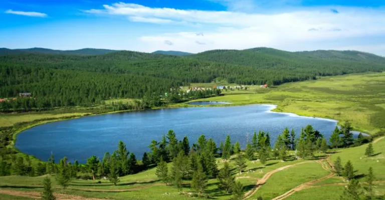 Хагийн хар нуур