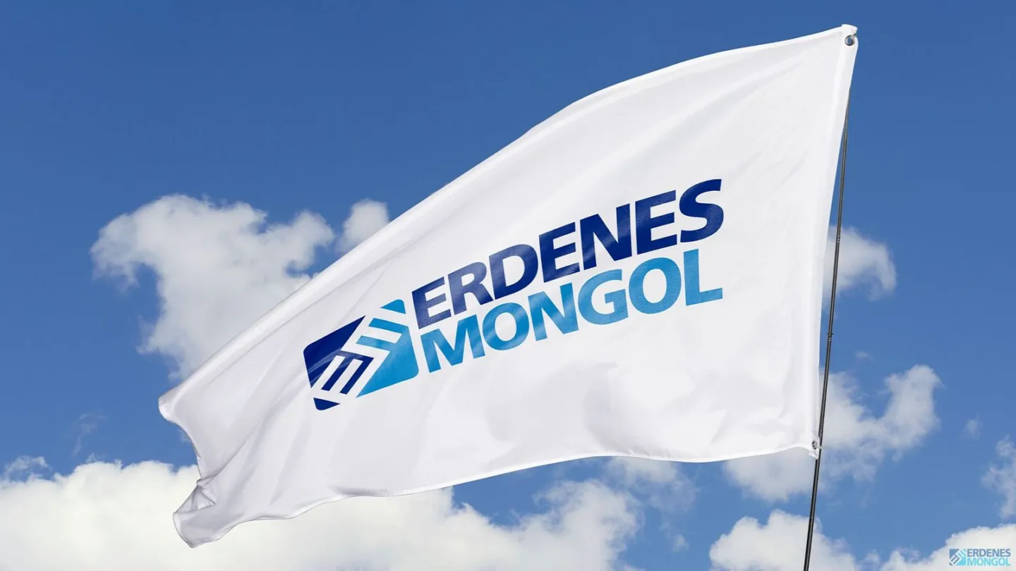 Эрдэнэс Монгол