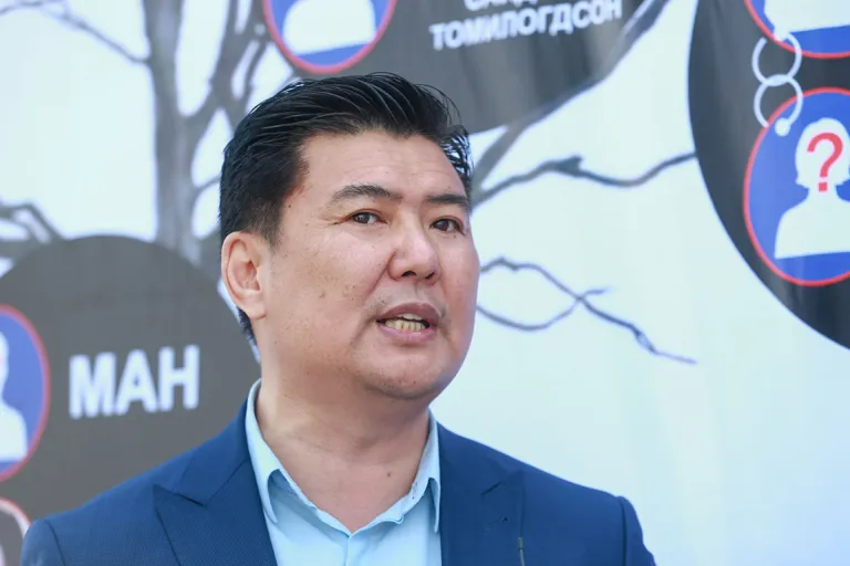 Чулуунбиэг