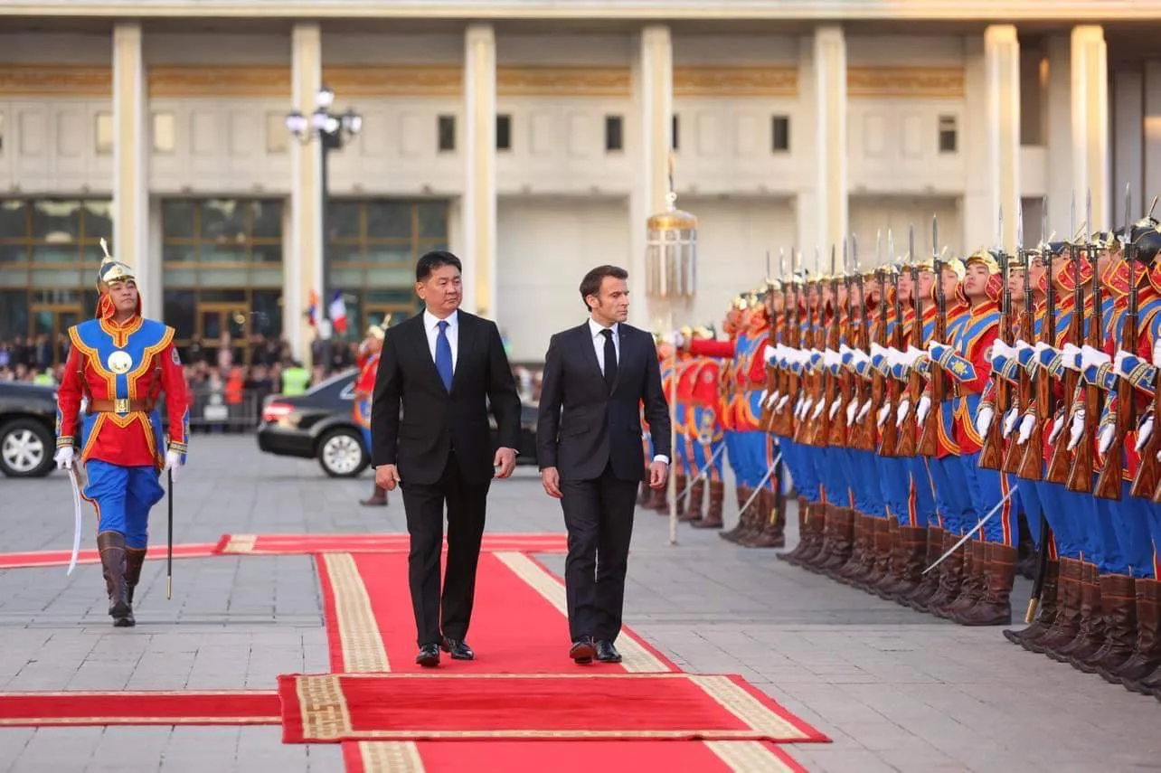 Макрон айлчлал