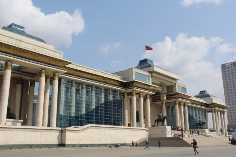 Төрийн ордон