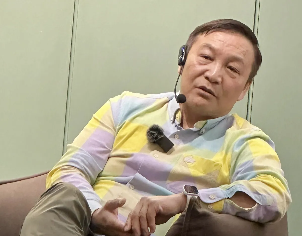 Л.Гүндалай: Дүр эсгэсэн худал хуурмагтай эвлэрч чаддаггүй нь миний алдаа байж магадгүй