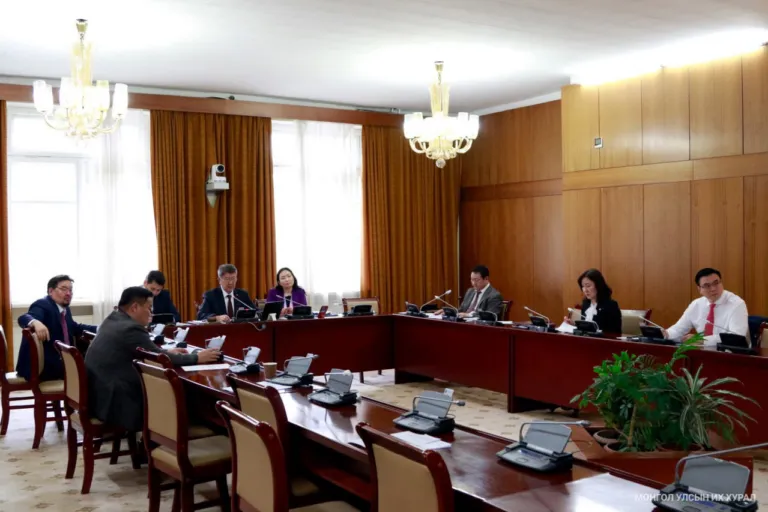 байнгын хороо