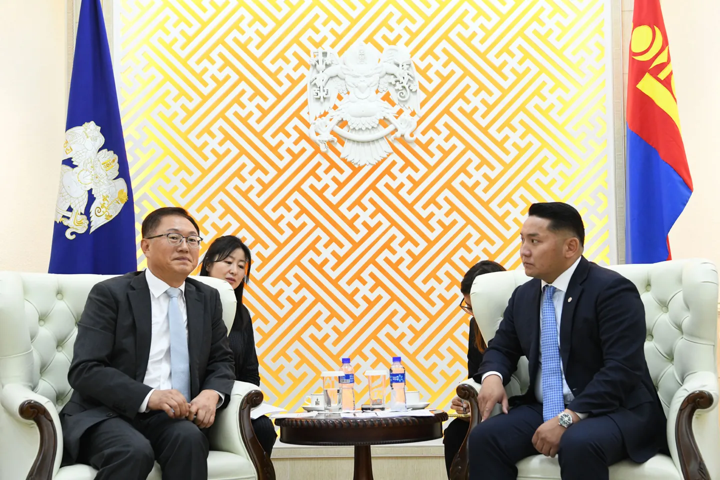 Төмөртөмөө