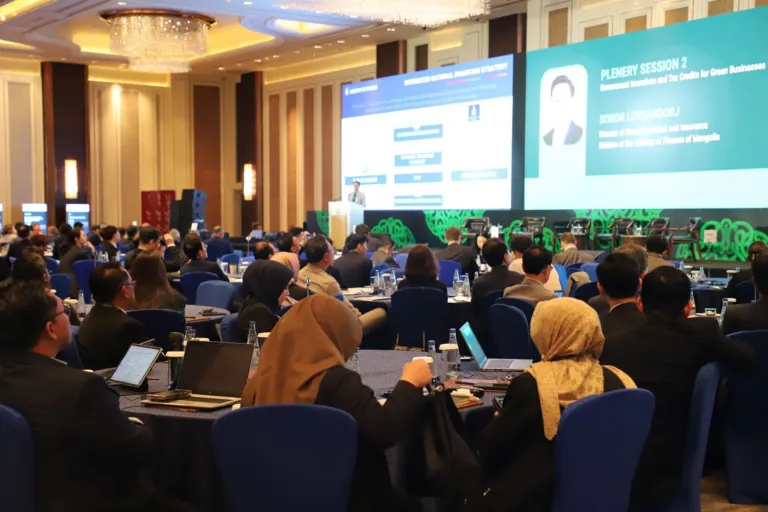 чуулга уулзалт