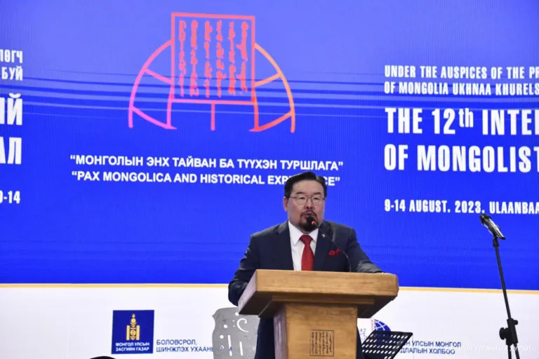 Занданшатар