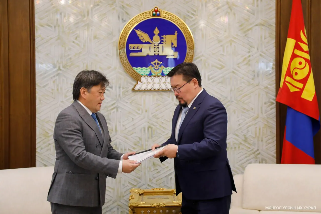 Лхагвасүрэн