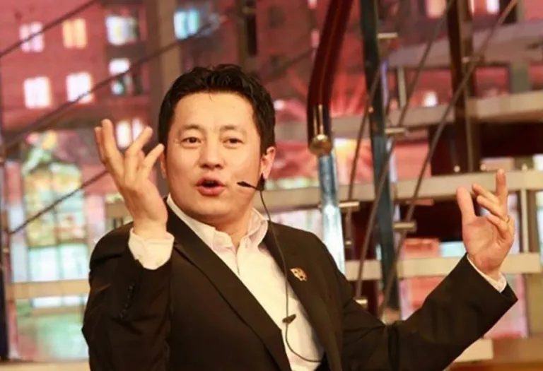 Болд-ЭрдэнэБолд-Эрдэнэ