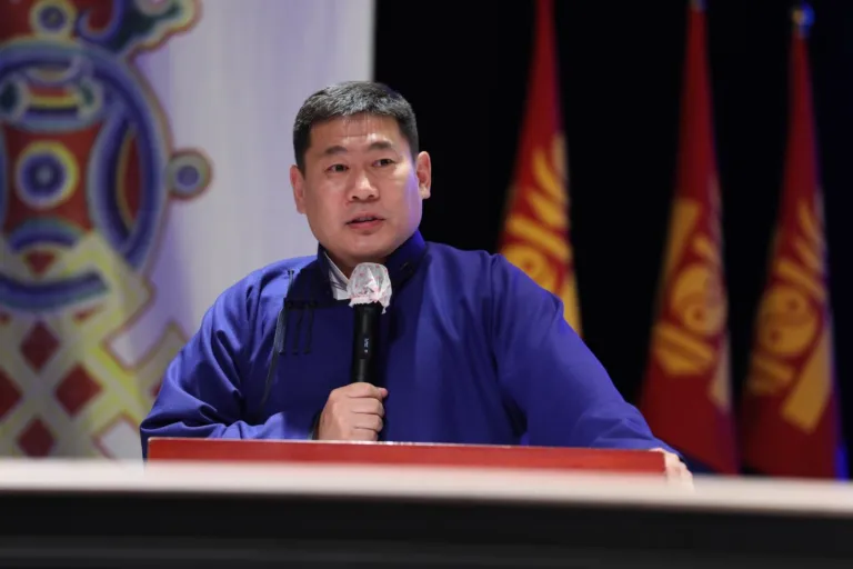 Оюун-Эрдэнэ