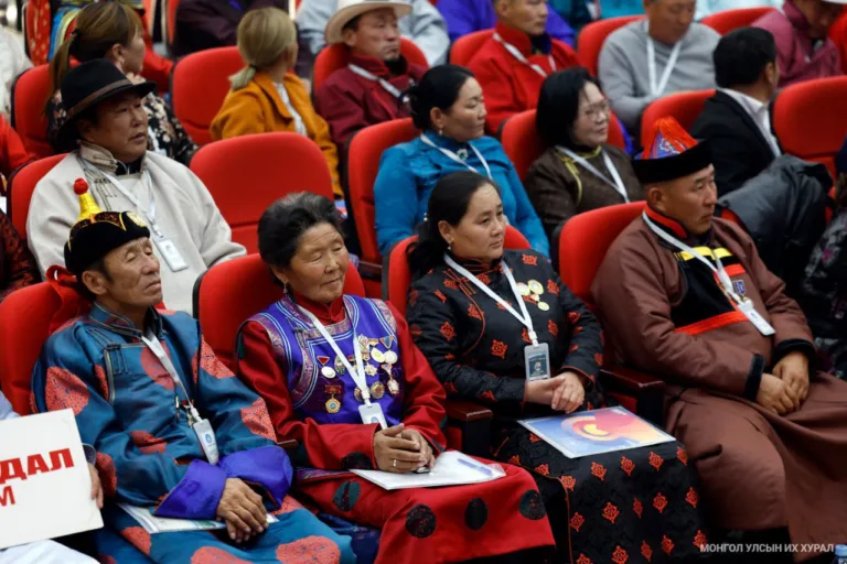 Занданшатар