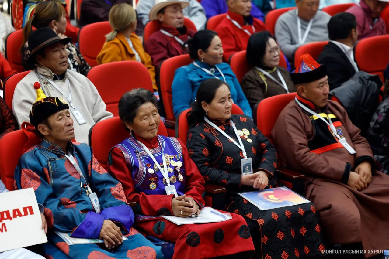 Занданшатар