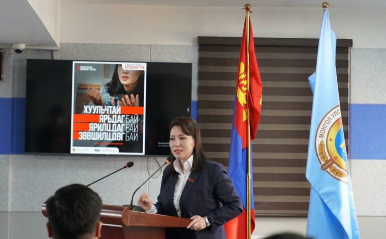 Хууртахгүй бол алдахгүй