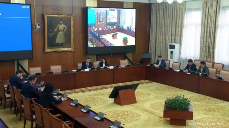 байнгын хороо