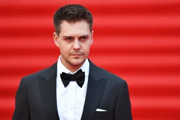 Милош Бикович