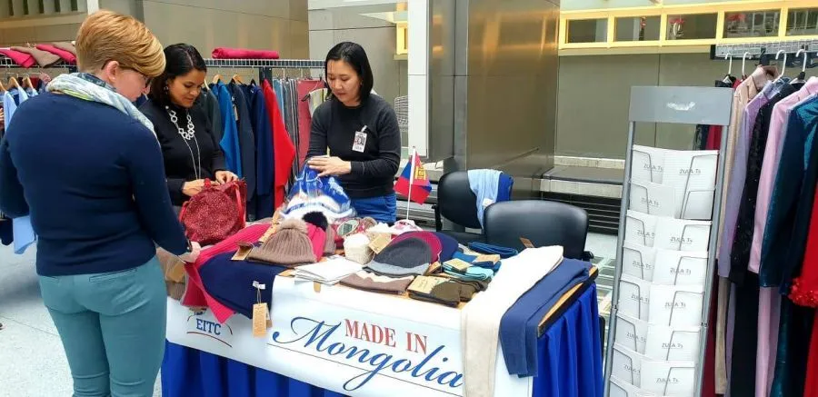 Монголд үйлдвэрлэв