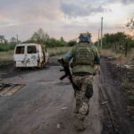Украины цэргүүд Орос дахь ажиллагаагаа тэлж, Беларусь хил дээрээ танк татан байршуулав
