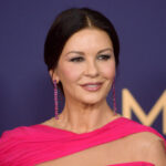 Кэтрин Зета-Жонс: “Тэнцээгүй” гэсэн хариулт сонсох тусмаа хүн илүү сэтгэлийн хаттай болдог