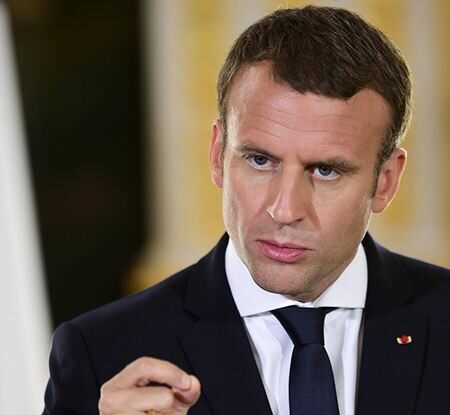 Эммануэль Макрон: Францад 15-аас доош насныхан олон нийтийн сүлжээ ашиглахыг хориглоно