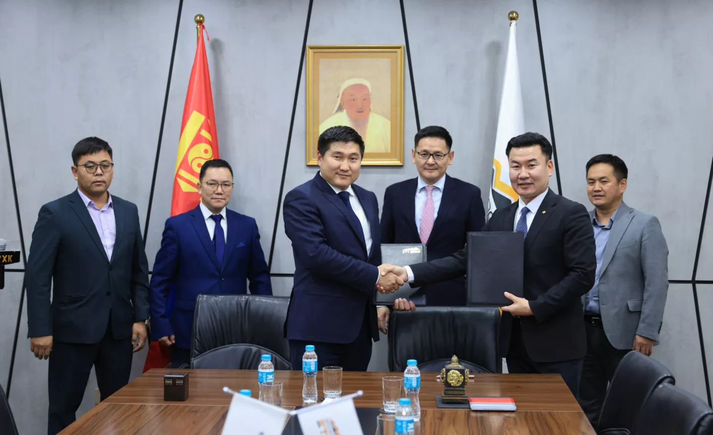 “ЭРДЭНЭС ТАВАНТОЛГОЙ” ХК НҮҮРС БАЯЖУУЛАХ ҮЙЛДВЭРЭЭС ГАРЧ БУЙ ХАЯГДАЛ НҮҮРСИЙГ ДАХИН БОЛОВСРУУЛНА